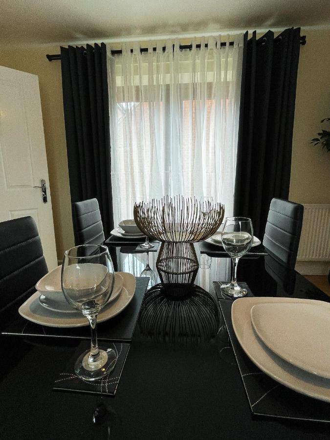 Majestic House - Serviced * Milton Keynes